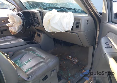 2001 Chevrolet Silverado 2500Hd Ls z USA, uszkodzony, nr VIN 1GCHC23U01F105804